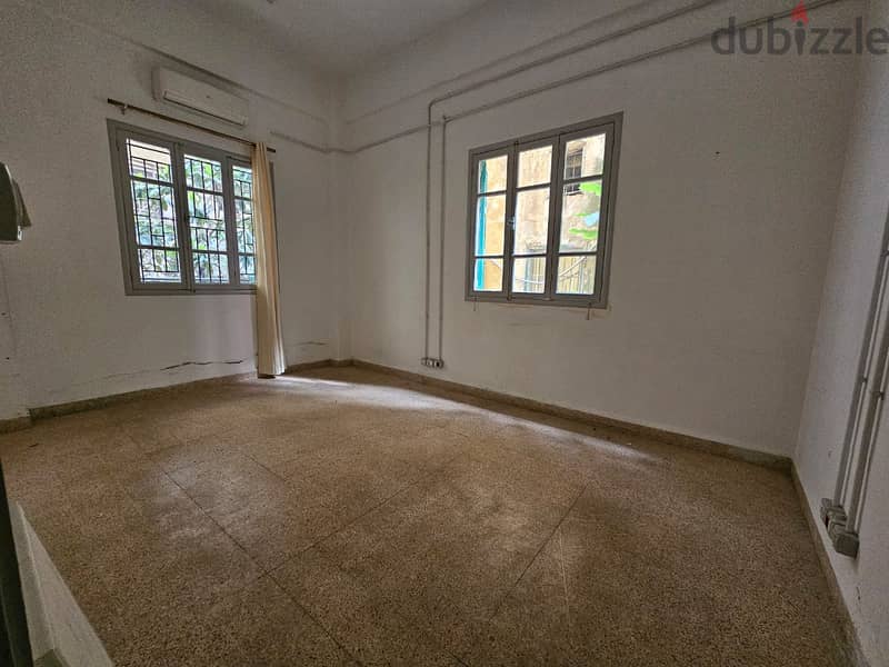 Mar Mkhayel | 3 Bedrooms Apartment | 155m² | High Ceiling | Investment 3