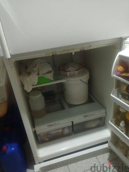 refrigerator براد 1