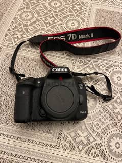 Canon 7D Mark 2 + EFS 18-135mm IS STM Lens 0