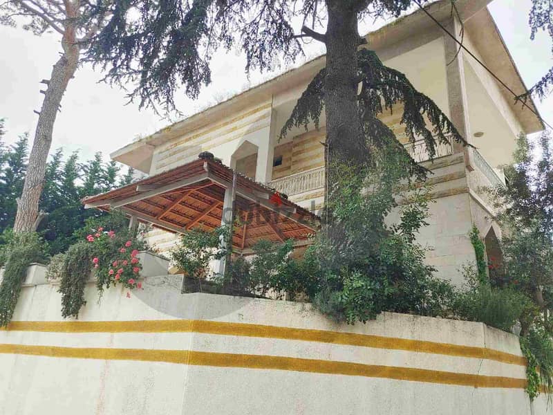 VILLA FOR RENT LOCATED IN THE HEART OF AJALTOUN ! REF#GP00943 ! 3
