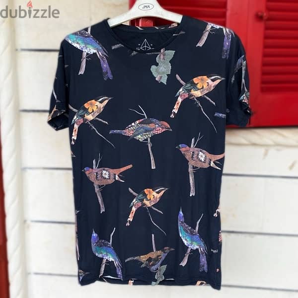 PULL & BEAR Summer Birds Graphic T-Shirt. 1