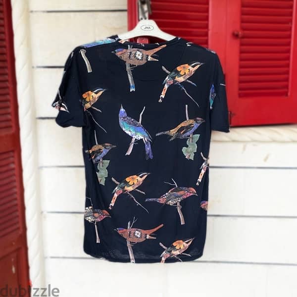 PULL & BEAR Summer Birds Graphic T-Shirt. 2