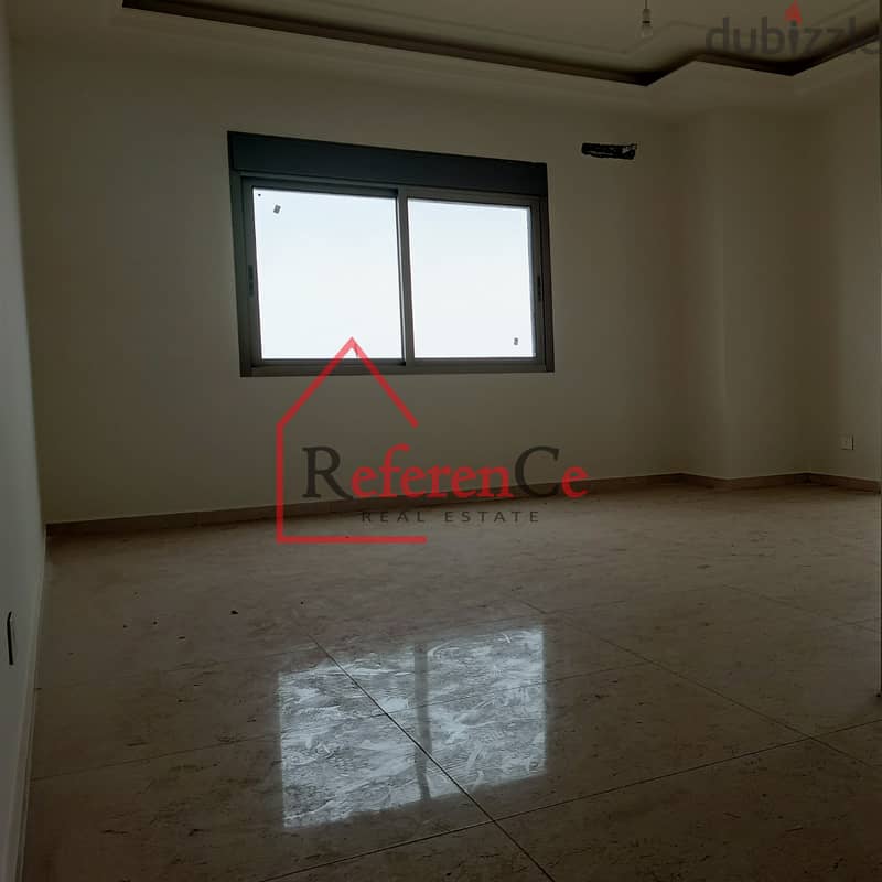 Prime location apartment in Jbeil شقة موقع مميز في جبيل 3