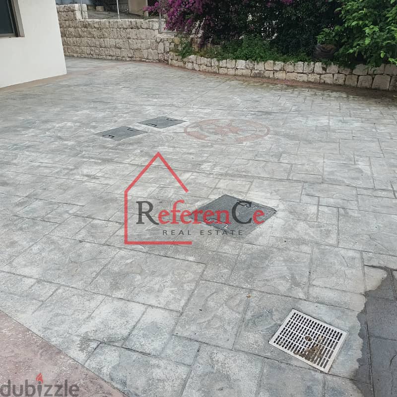 Prime location apartment in Jbeil شقة موقع مميز في جبيل 4