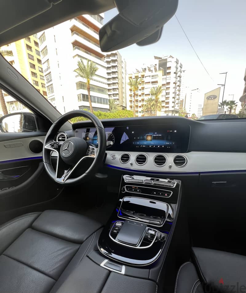 Mercedes Benz E300e 4MATIC Hybrid Plug-in 2021 8