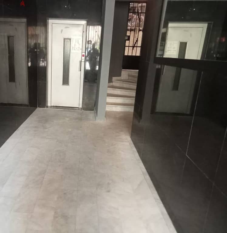 85 Sqm | Office For Rent In Achrafieh , Jeitaoui 9