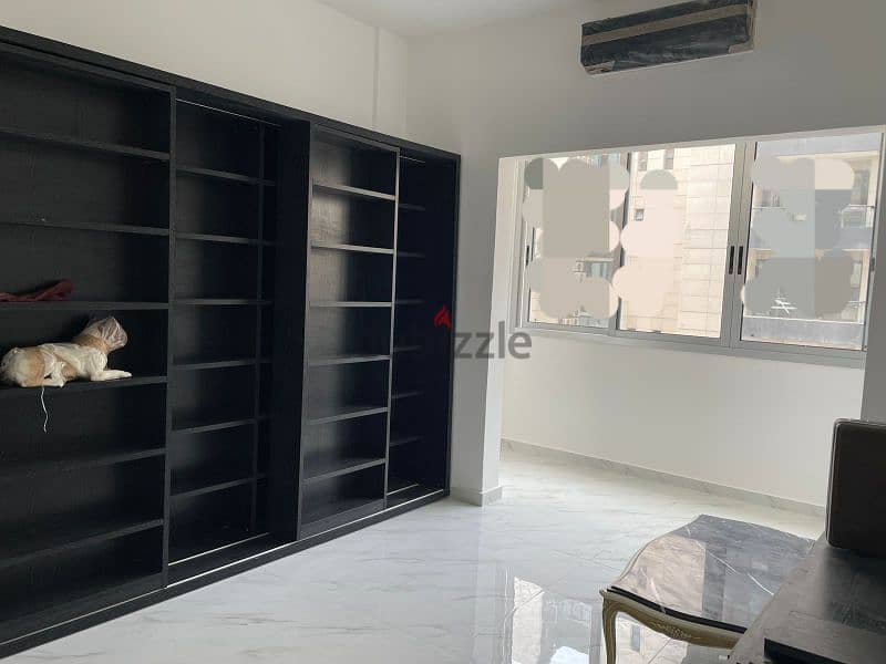 Luxurious l 250 SQM Apartment in Tallet El Khayat, Prime Location . 6