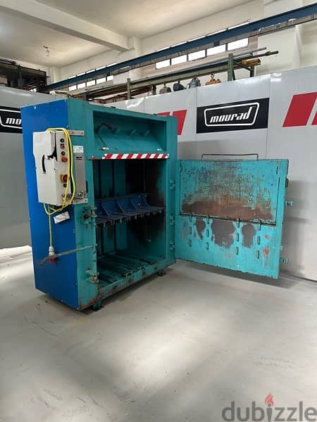 مكابس مواد صلبة ، كرتون بلاستيك فرامةHydraulic Carton Baling Press 14