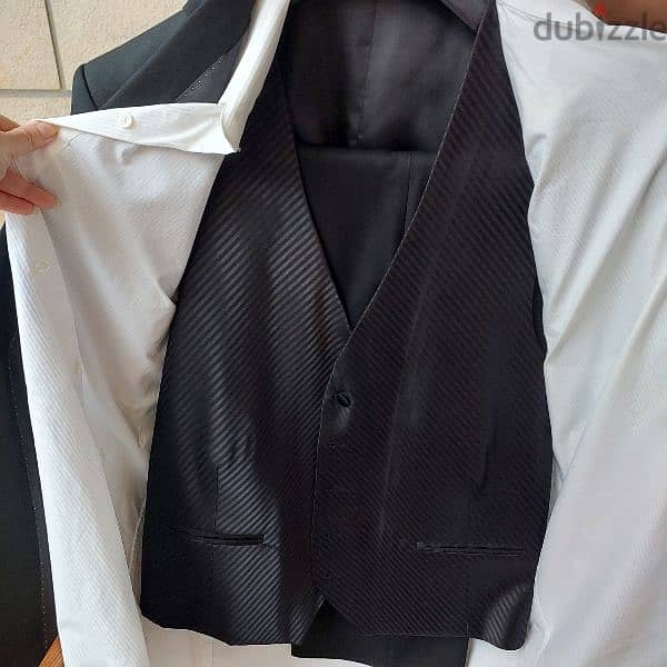 Black Men's Tuxedo Full Set. Size 52 and 50. 3