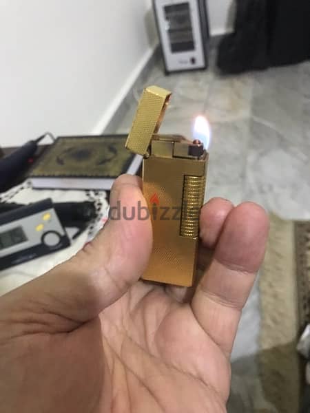 DUNHILL LIGHTER like new no scratches قداحة دنهيل ذهب شبه جديدة 4