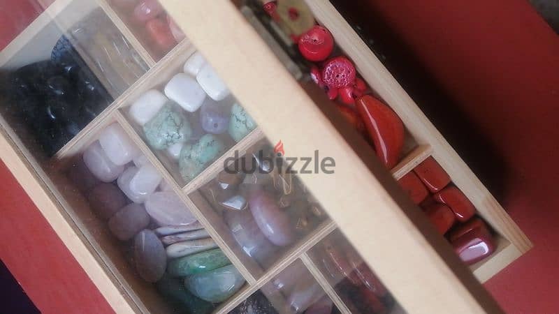 Genuine Stone Beads + Wooden Box 5