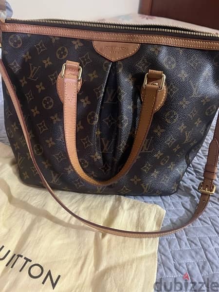 LV purse 1