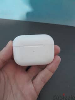 airpods pro charging case(used)