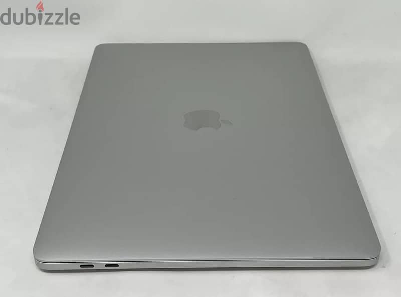 MacBook Pro 13 Silver 2020 3.2 GHz M1 8-Core GPU 8GB 256GB LIKE NEW 10