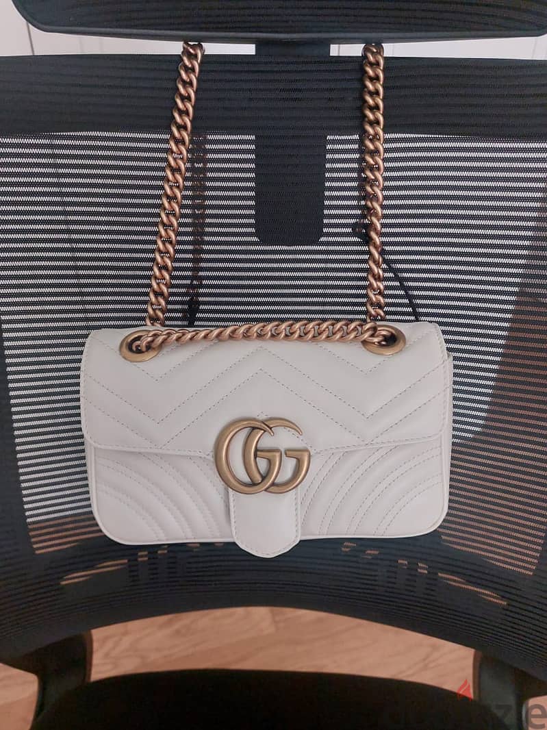 Gucci Marmont Shoulder Bag (off-white) | Free Delivery 1
