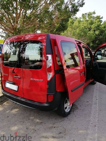 Renault Kangoo 2017 سياحي Direct from owner 5