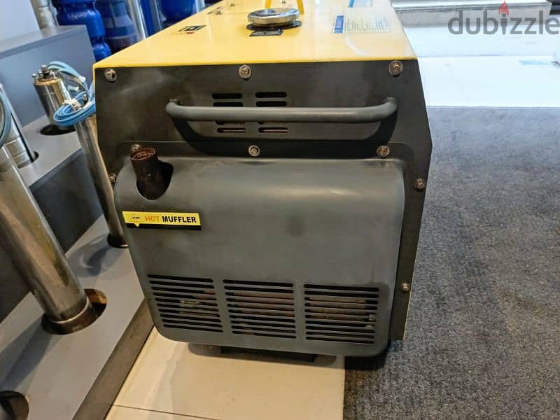 25A electric generator Excellent condition 3
