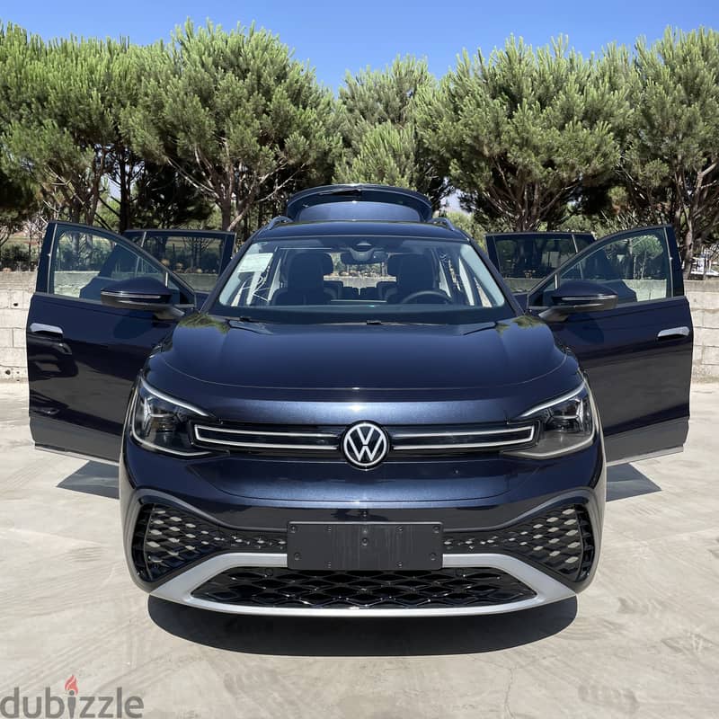 ID6 Crozz Pro | Volkswagen  2022 New | Seven-Seats | Navy Blue Color 2