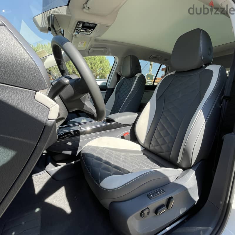 ID6 Crozz Pro | Volkswagen  2022 New | Seven-Seats | Navy Blue Color 14