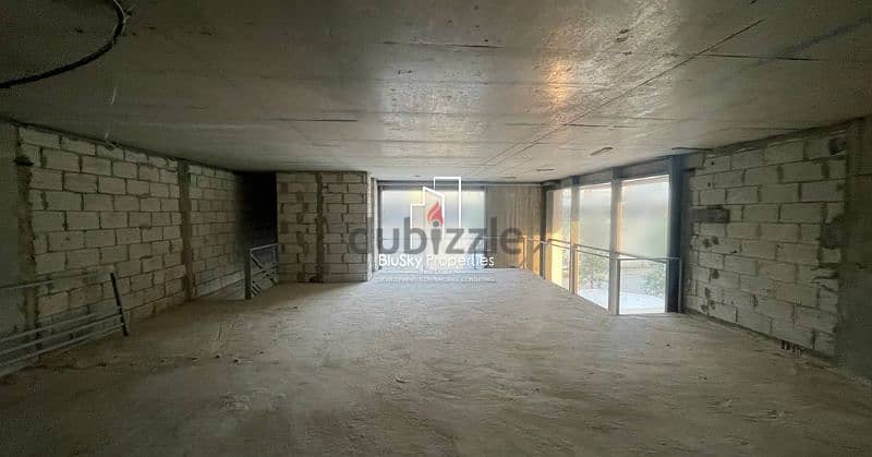 Shop 180m² 24/7 Electricity For RENT In Achrafieh #JF 6