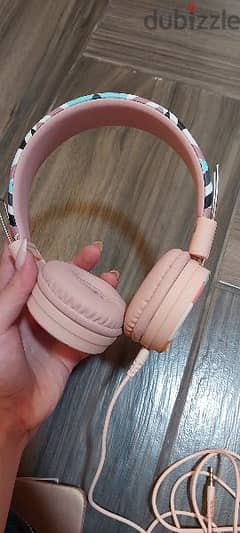 headphones 0