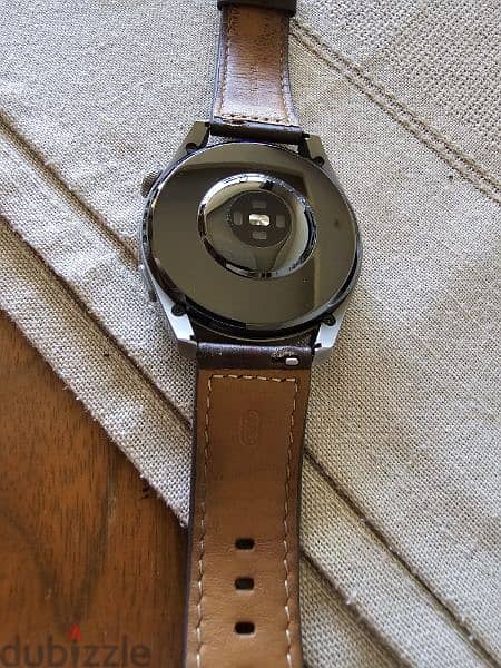 Huawei Watch 3 pro 270$ like NEW with Free strap Stainlnes and 2 cover 5