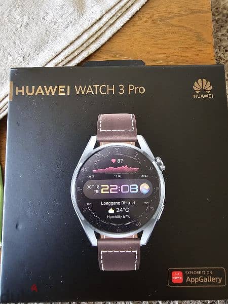 Huawei Watch 3 pro 270$ like NEW with Free strap Stainlnes and 2 cover 11