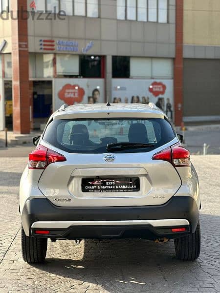 Nissan kicks from agency one owner 5