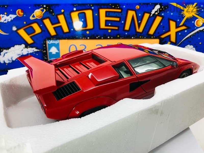 1/18 diecast Autoart Lamborghini Countach 5000S RED SHOP STOCK 8