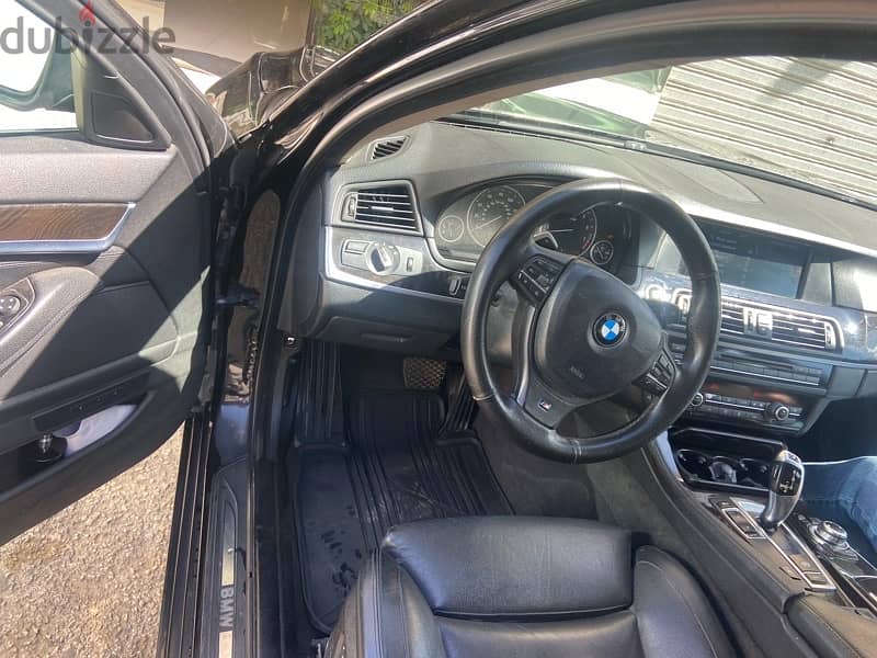 BMW 5-Series 2012 5
