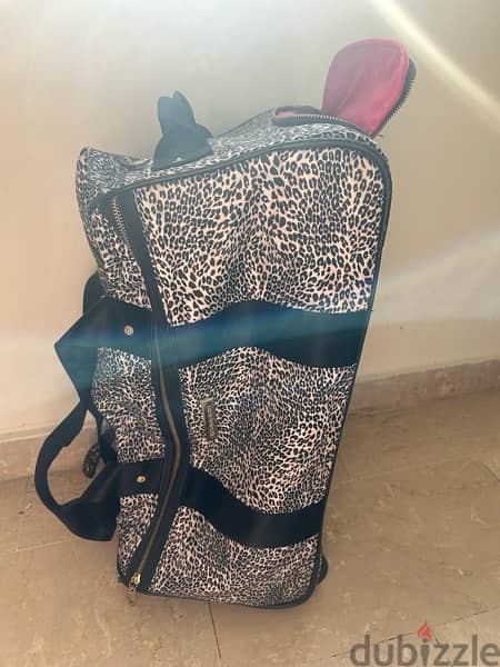 Victoria Secret carry on bag used excellent condition 5