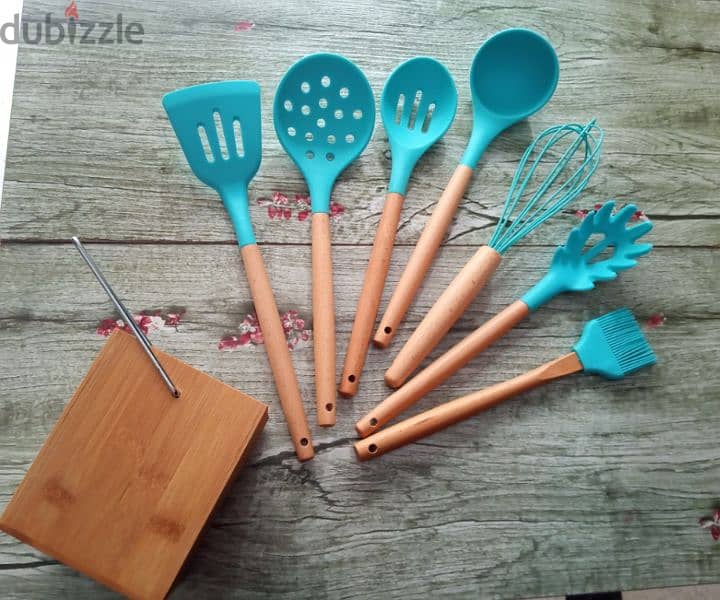 blue kitchen utensils 6