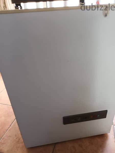selling a square freezer 2