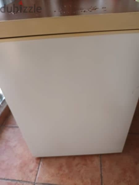 selling a square freezer 4