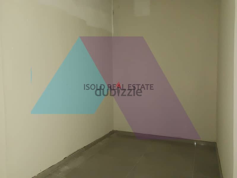 A 222 m2 store for rent in Mansourieh ,having a prime location 3