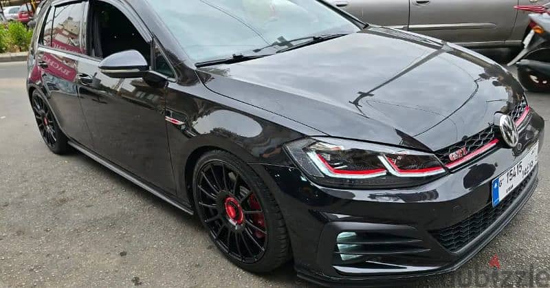 Volkswagen GTI 2019 1