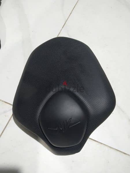 Bmw seat and Harley Davidson honda suzuki piaggio aprilia hero 5