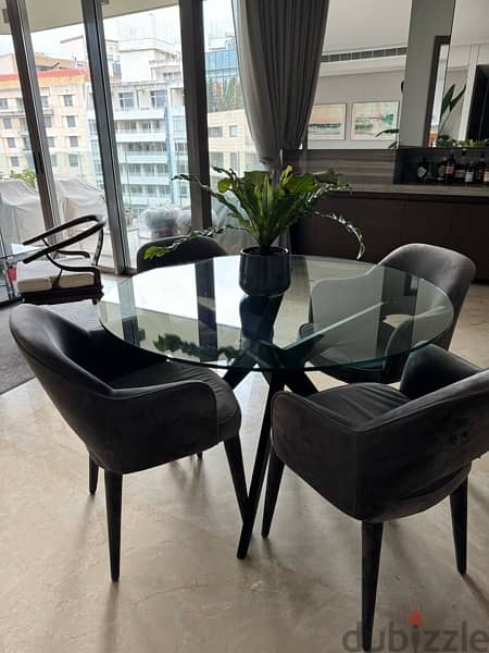 Calligaris Kent Round Table + 4 Pols Potten Chairs 16