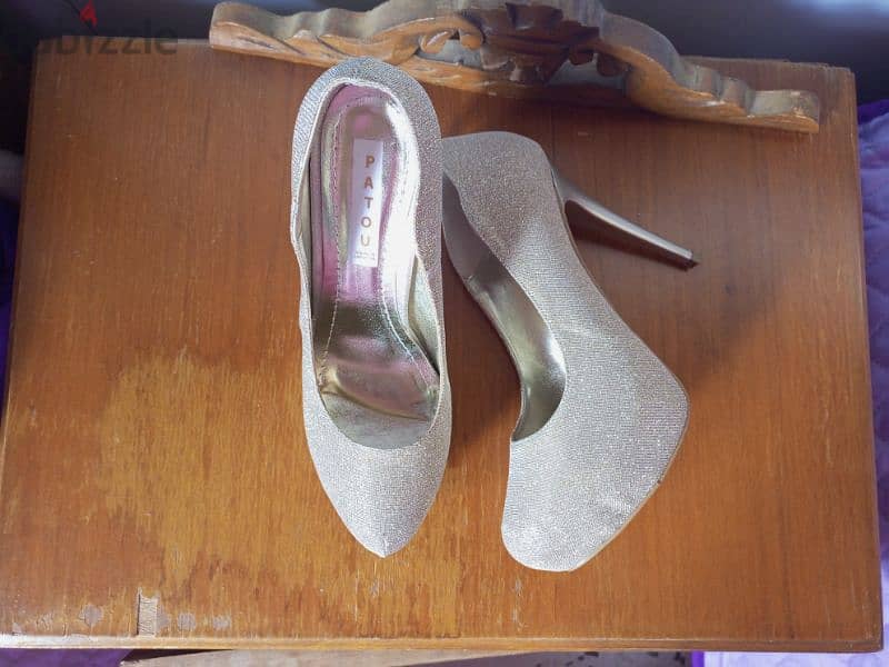 used shoes 6