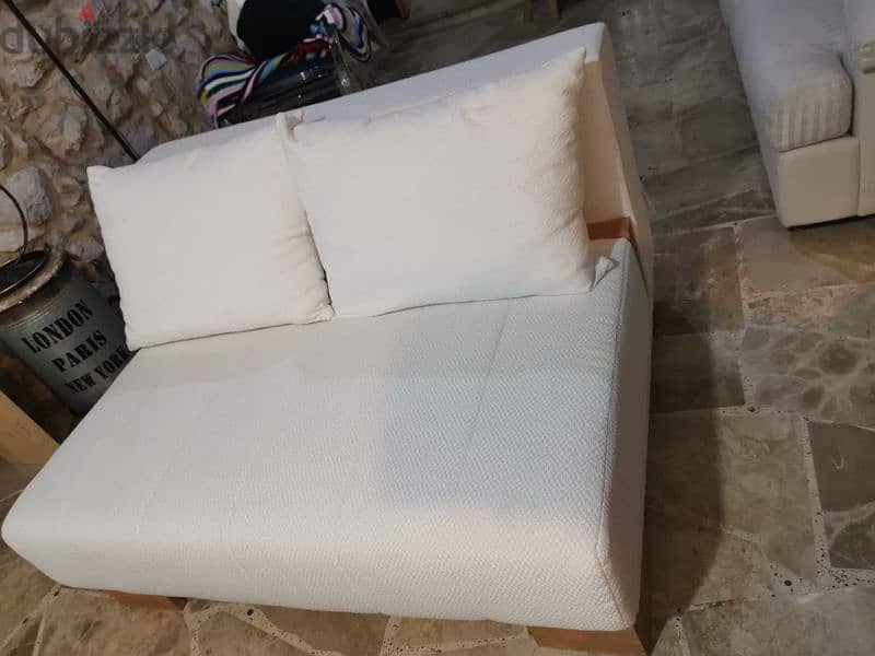 sofa L shape 4 pieces with 3 tables could me putted on many ways 0