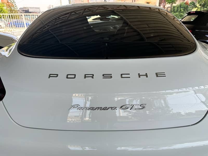 Porsche Panamera GTS 2015 ( 37,000 KM One owner Porsche Lebanon ) 15