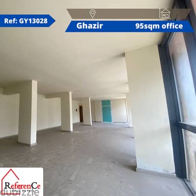 Prime office in Ghazir for rent مكتب رئيسي للإيجار في غزير