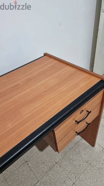wooden desk 3