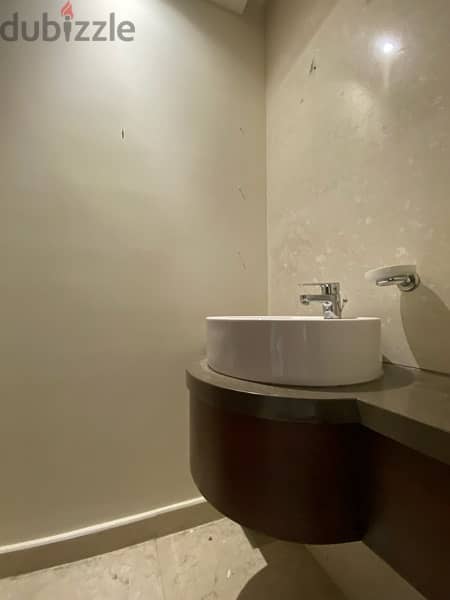 Spacious Modern apartment for rent in a prime location in Achrafieh. 5