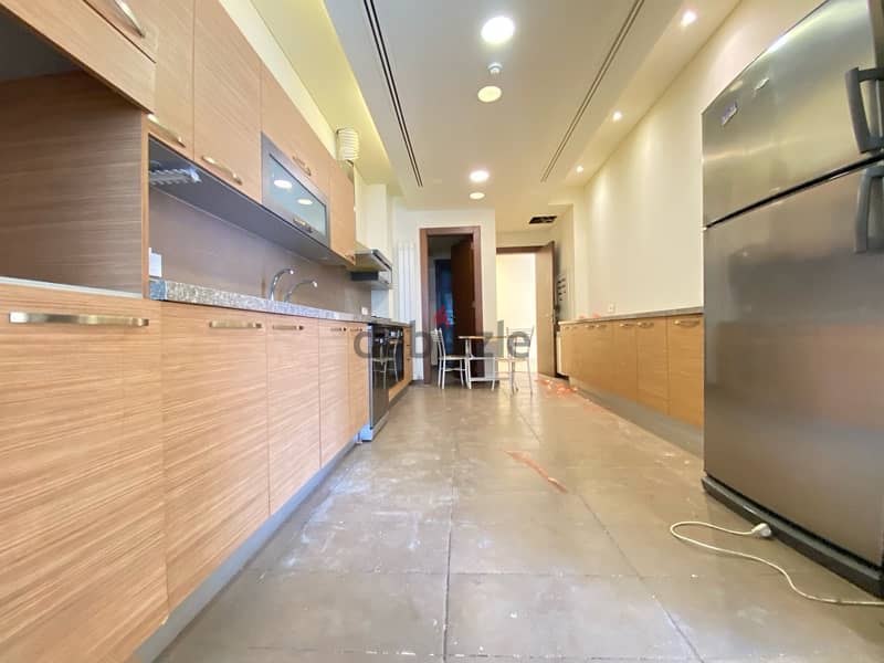 Spacious Modern apartment for rent in a prime location in Achrafieh. 13