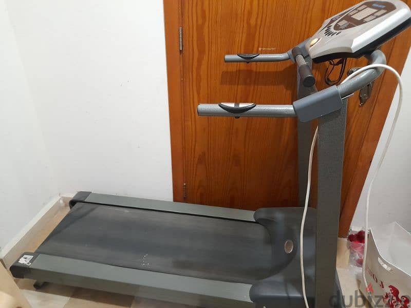 treadmill for sale price 140$ used bas ndife ka2ano jdide eseha 2
