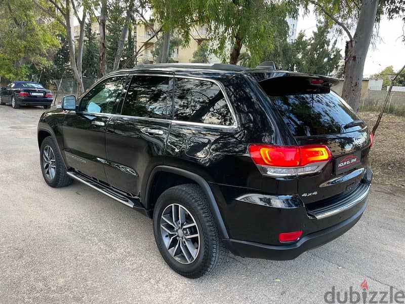 Jeep Grand Cherokee limited plus model 2018 super clean !!! 4