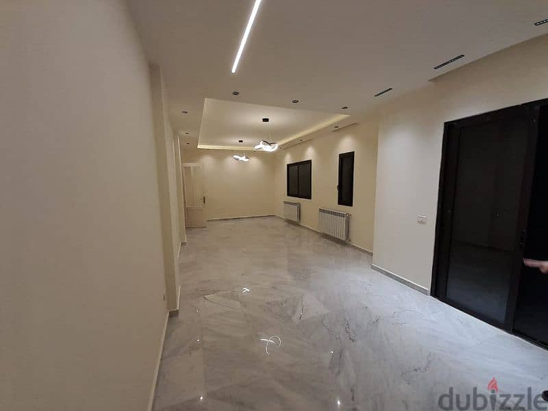 apartment for rent in Kornet el hamra شقة للايجار في قرنة حمرا 11