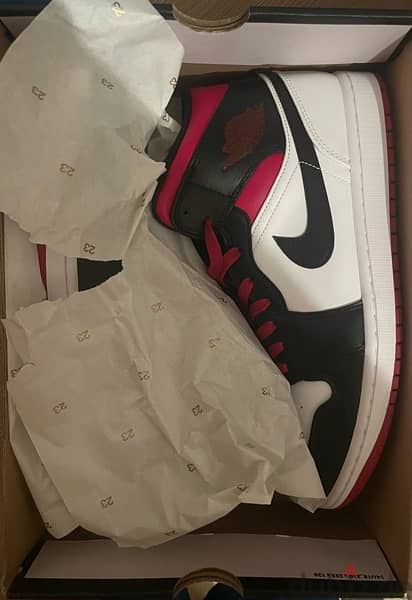 Authentic Air Jordan 1 Mid 0