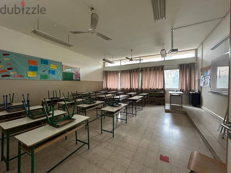 L15173-School for Rent In A Good Condition In Beirut 2